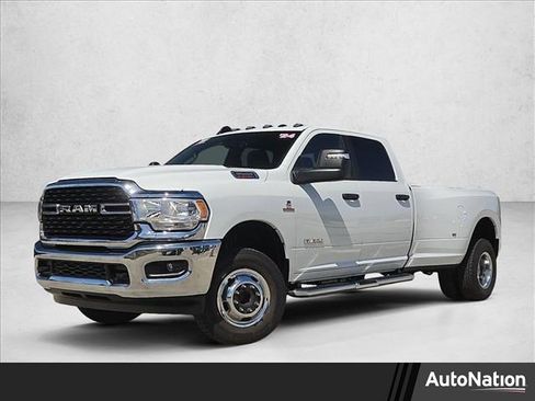Used 2024 RAM 3500 Big Horn AWD/4WD image 1