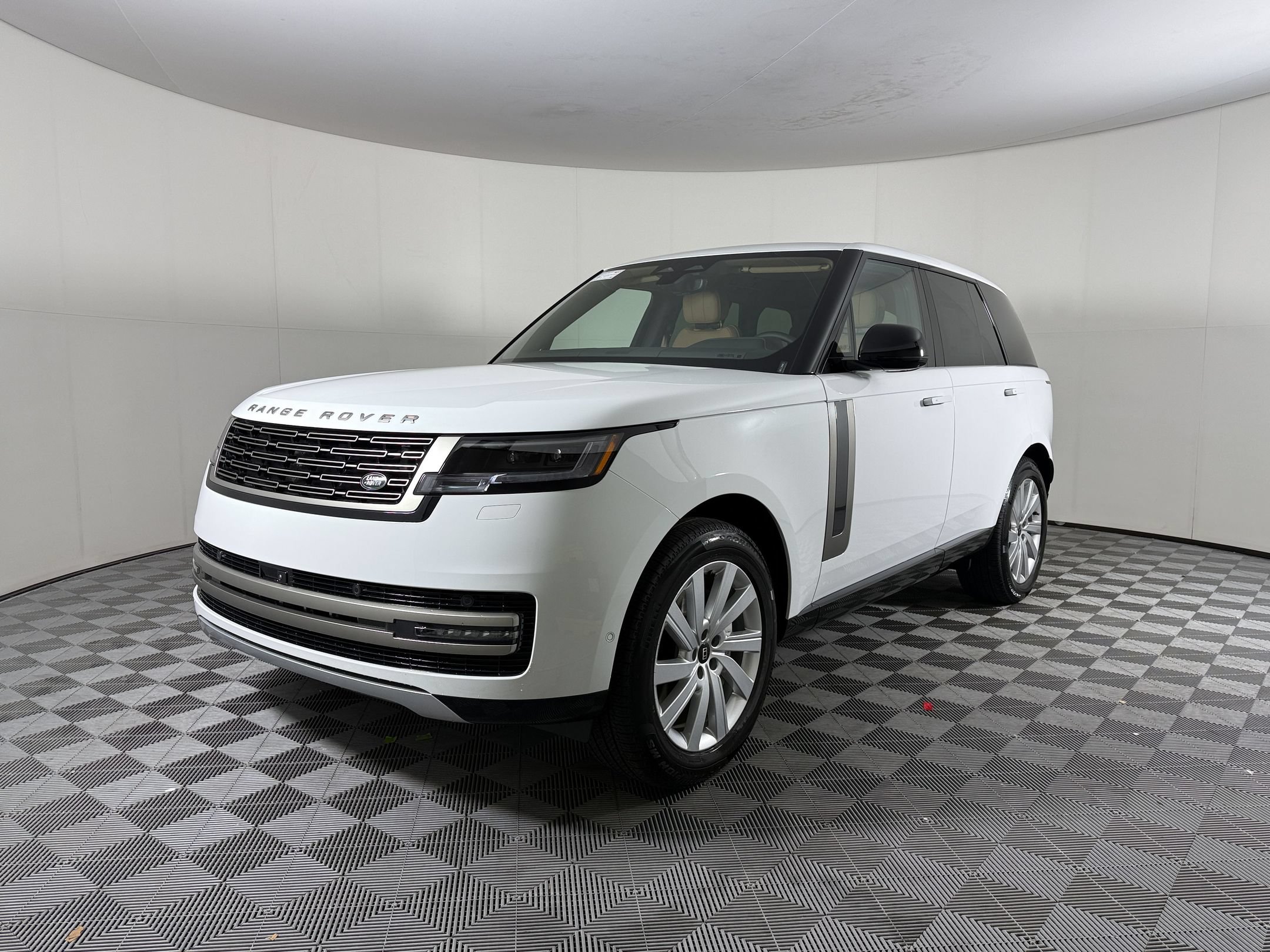 New 2027 Land Rover Range Rover SE AWD/4WD image 1