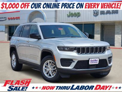 New 2026 Jeep Grand Cherokee Laredo