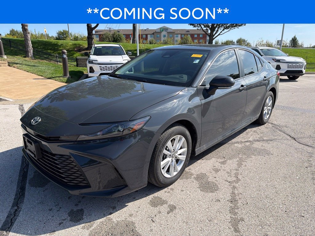 Used 2025 Toyota Camry LE FWD image 1
