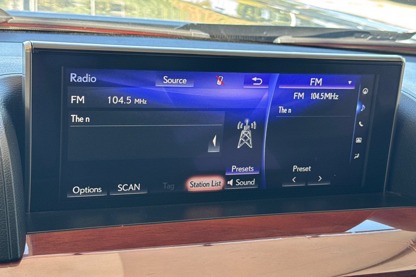 Used 2019 Lexus LX 570 4WD image 19