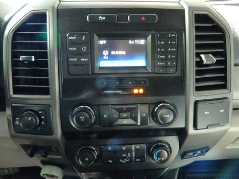 Used 2019 Ford F350 XL w/ Power Equipment Group AWD/4WD image 16