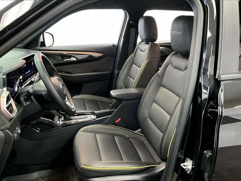 Used 2025 Chevrolet TrailBlazer ACTIV w/ Driver Confidence Package image 24