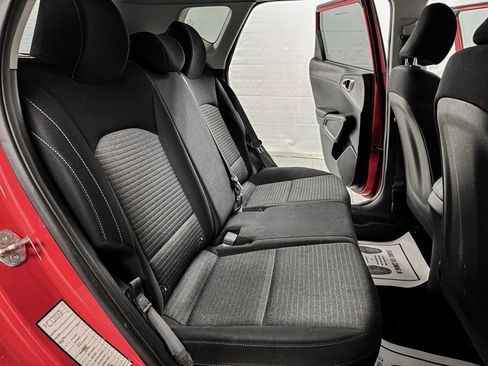 Used 2021 Kia Soul S image 9