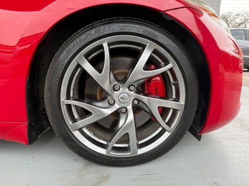 Used 2015 Nissan 370Z Touring Sport RWD image 13