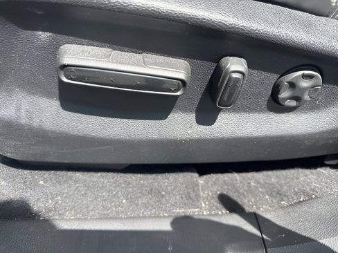 Used 2019 Honda CR-V EX-L image 17