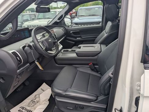 New 2026 Ford Expedition Max Platinum w/ Stealth Appearance Package AWD/4WD image 15