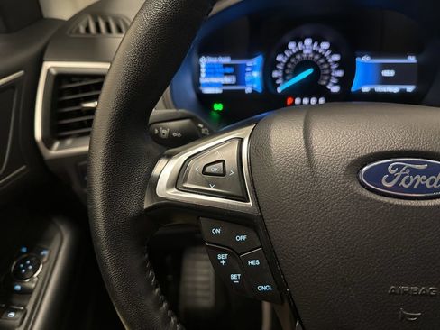 Used 2024 Ford Edge SEL AWD/4WD image 24