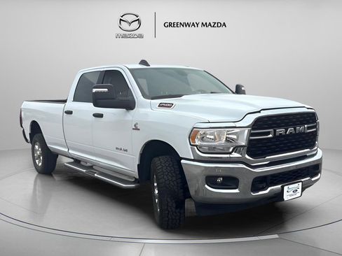 Used 2024 RAM 2500 Big Horn AWD/4WD image 1