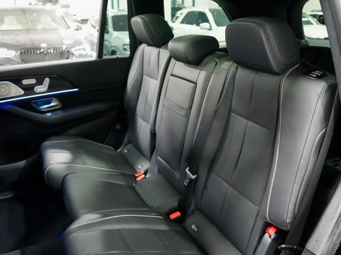 Used 2024 Mercedes-Benz GLS 580 4MATIC image 18