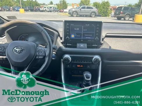 Used 2019 Toyota RAV4 XSE AWD/4WD image 13