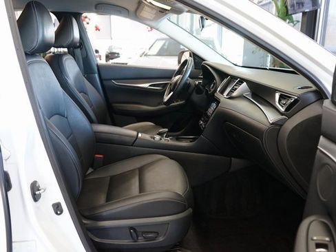 Used 2020 INFINITI QX50 Pure image 44