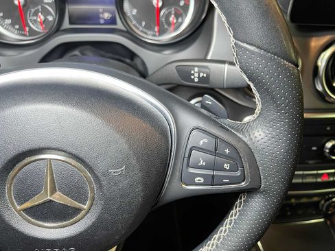 Used 2018 Mercedes-Benz GLA 250 4MATIC image 29