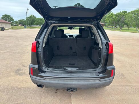 Used 2017 GMC Terrain SLE FWD image 25
