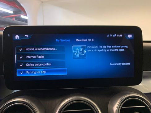 Used 2022 Mercedes-Benz GLC 300 4MATIC w/ AMG Line image 32