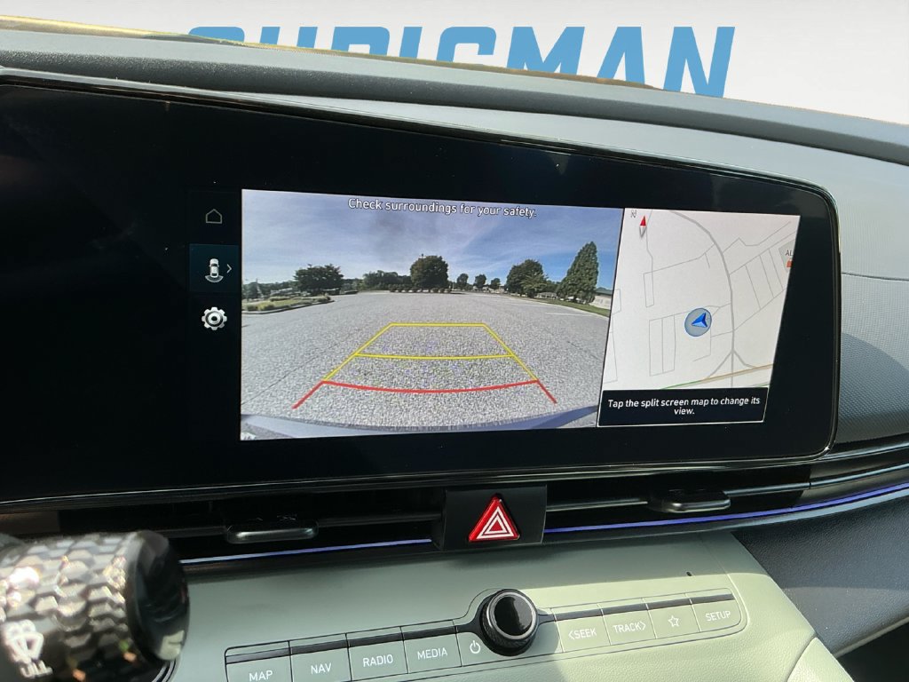 Used 2025 Hyundai Elantra Limited FWD image 22