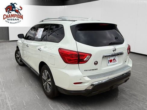 Used 2020 Nissan Pathfinder SV w/ Cargo Package FWD image 3