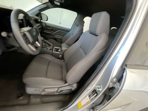 Used 2026 Toyota 4Runner SR5 AWD/4WD image 11