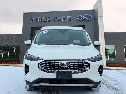 Certified 2025 Ford Escape Premium w/ PHEV Premium Package image 2