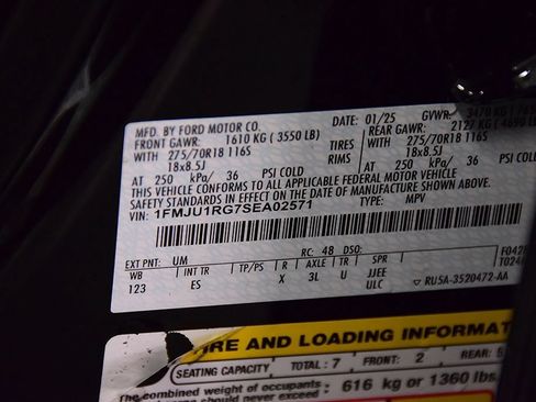 Used 2025 Ford Expedition Tremor AWD/4WD image 16