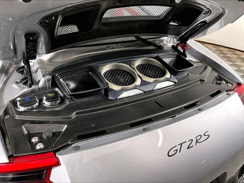 Used 2018 Porsche 911 GT2 RS RWD image 22