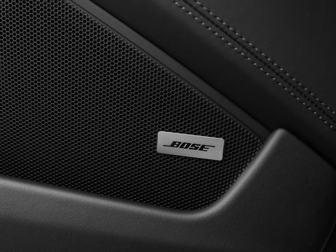 Used 2025 Porsche 911 Carrera w/ Premium Package image 47