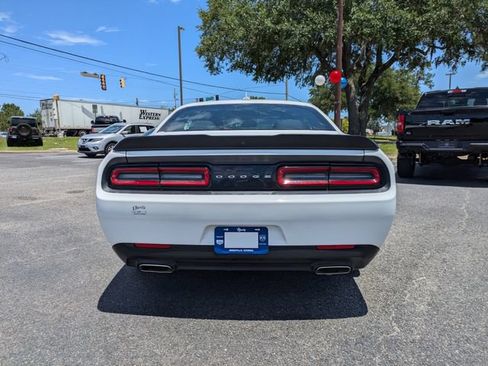 Used 2023 Dodge Challenger SXT RWD image 6