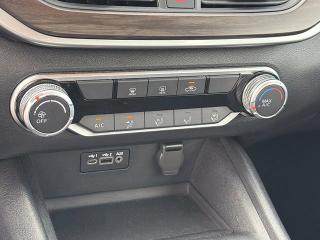 Used 2025 Nissan Altima 2.5 SV FWD image 27