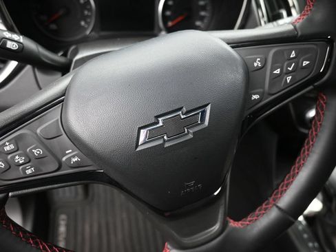 Used 2024 Chevrolet Equinox RS AWD/4WD image 16