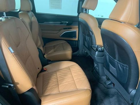 Used 2025 Kia Telluride EX X-Line AWD/4WD image 16