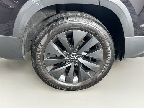 Used 2024 Volkswagen Taos S FWD image 11