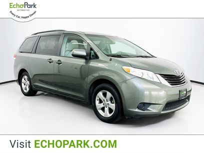 Used 2014 Toyota Sienna LE
