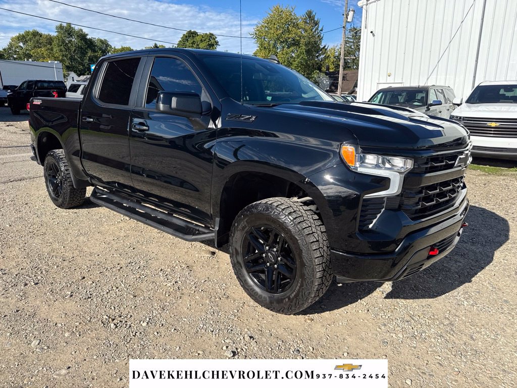 Used 2024 Chevrolet Silverado 1500 LT Trail Boss w/ Convenience Package II AWD/4WD image 8