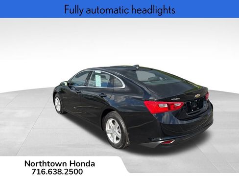 Used 2022 Chevrolet Malibu LS image 7
