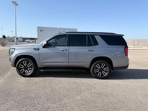 Used 2022 GMC Yukon AT4 AWD/4WD image 9