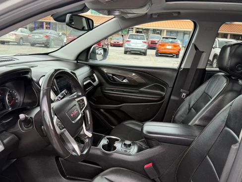 Used 2018 GMC Terrain SLT w/ Infotainment Package II FWD image 10