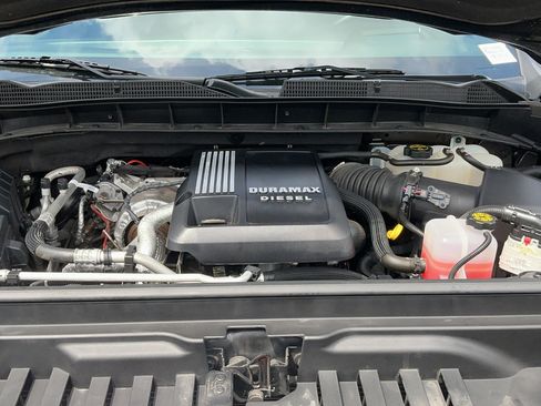 Used 2024 GMC Sierra 1500 AT4 w/ Technology Package AWD/4WD image 24