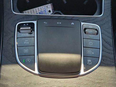 Used 2021 Mercedes-Benz GLC 300 4MATIC image 32