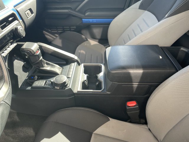 Used 2025 Toyota Tacoma TRD Sport AWD/4WD image 22
