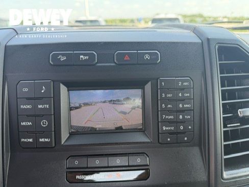 Used 2016 Ford F150 XL w/ Equipment Group 101A Mid AWD/4WD image 18