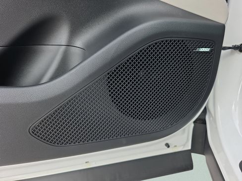 New 2026 Hyundai Tucson Limited image 18