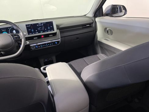 Certified 2024 Hyundai Ioniq 5 SEL RWD image 17