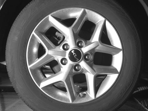 Used 2025 Kia Soul LX w/ LX Technology Package FWD image 15