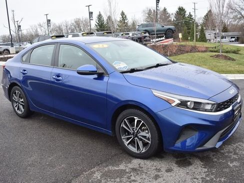 Used 2024 Kia Forte LXS w/ LXS Technology Package image 10