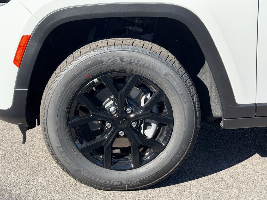 New 2026 Jeep Grand Cherokee Altitude AWD/4WD image 10