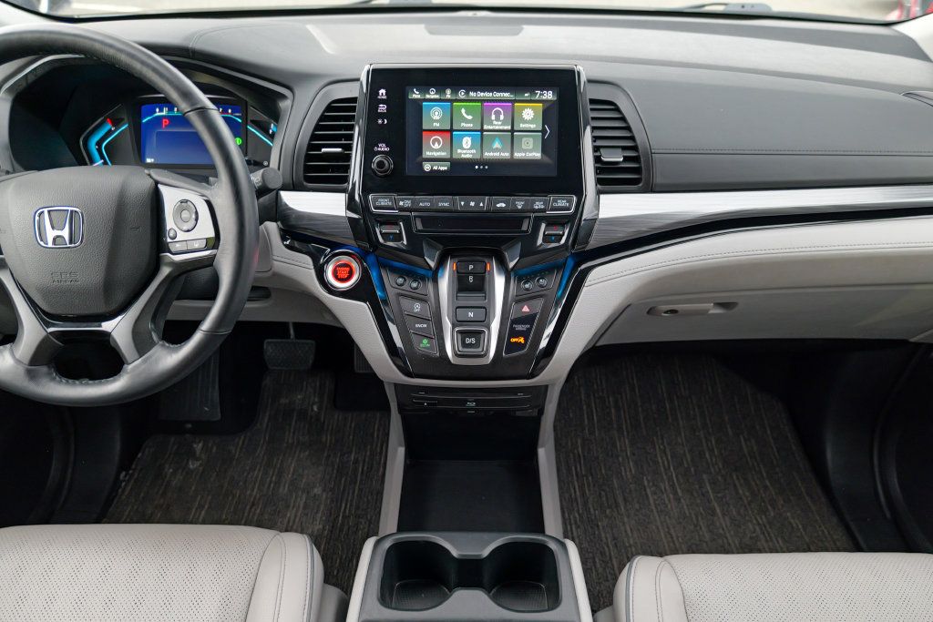 Used 2024 Honda Odyssey Elite image 51