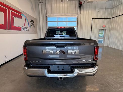 New 2026 RAM 2500 Big Horn AWD/4WD image 7