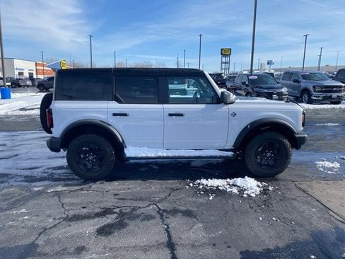 Certified 2025 Ford Bronco Outer Banks w/ Black Appearance Package image 7