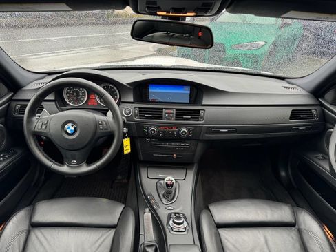 Used 2011 BMW M3 Sedan image 32