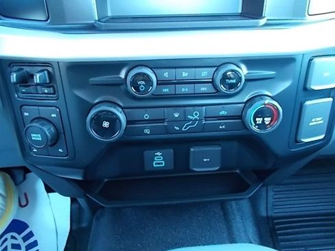 Used 2023 Ford F350 XL AWD/4WD image 8